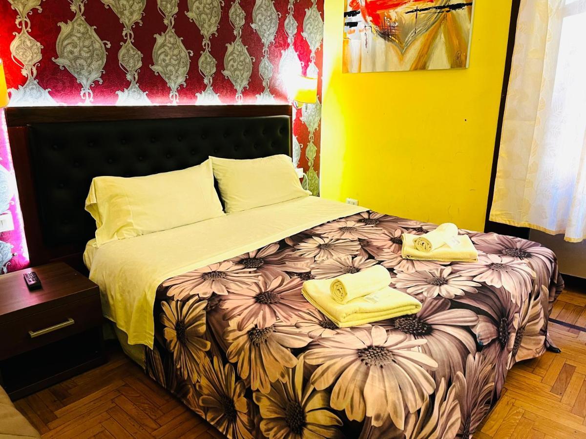 Holiday Rome Guesthouse ภายนอก รูปภาพ