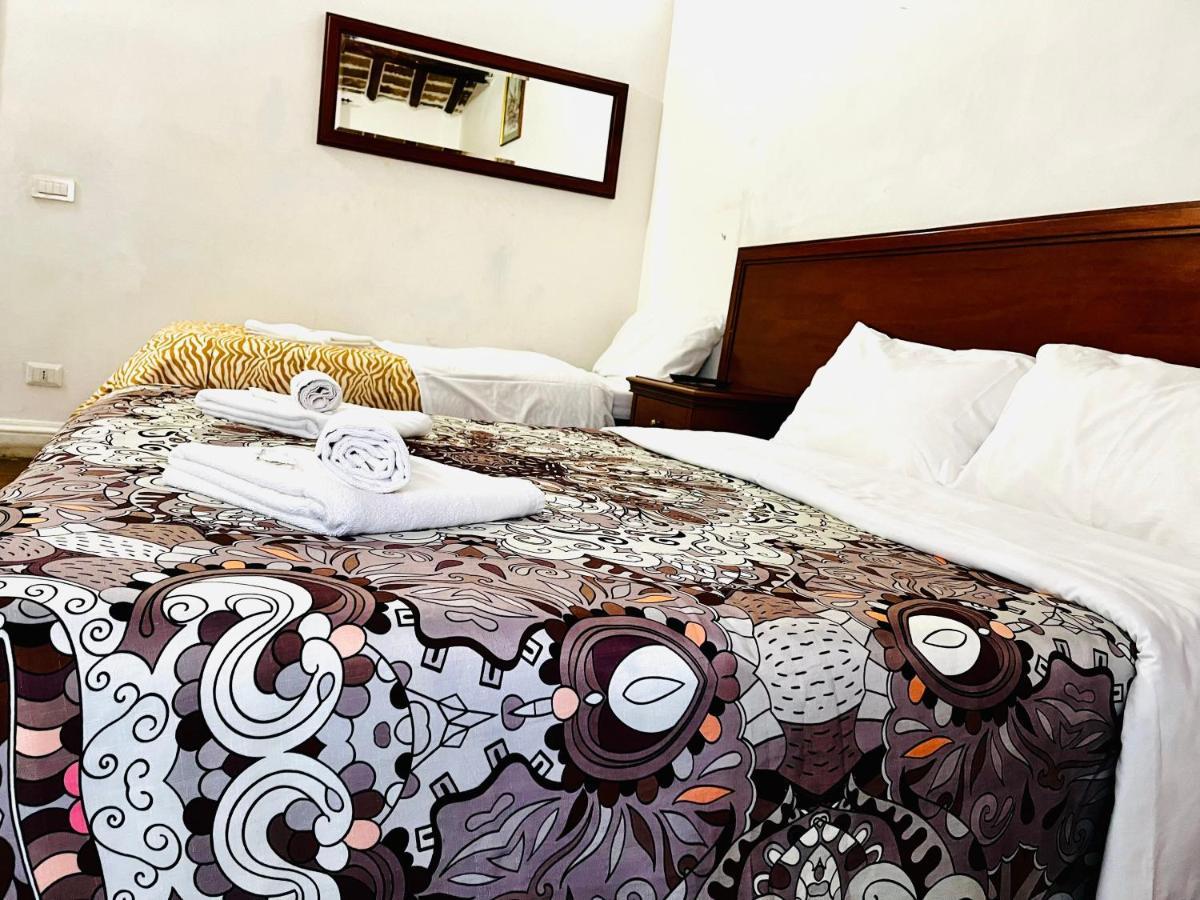 Holiday Rome Guesthouse ภายนอก รูปภาพ