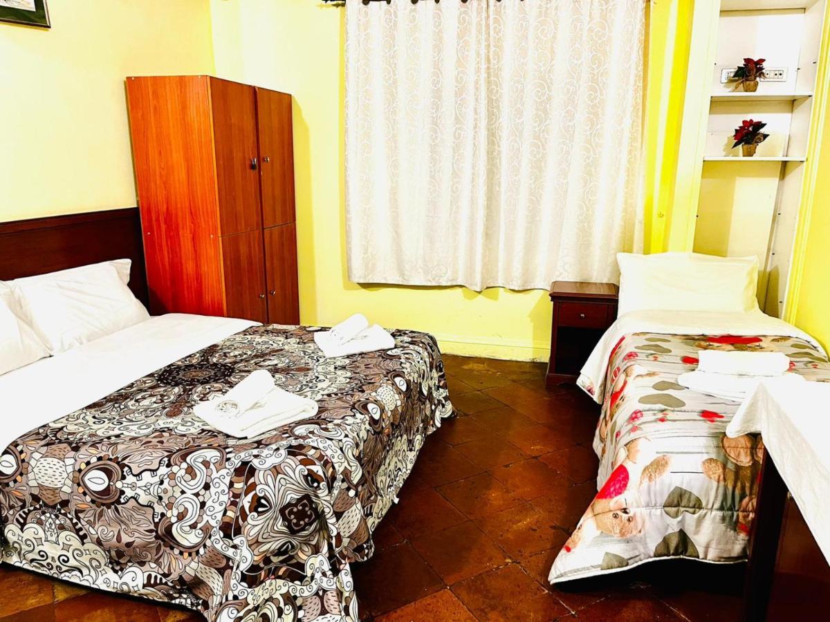 Holiday Rome Guesthouse ภายนอก รูปภาพ