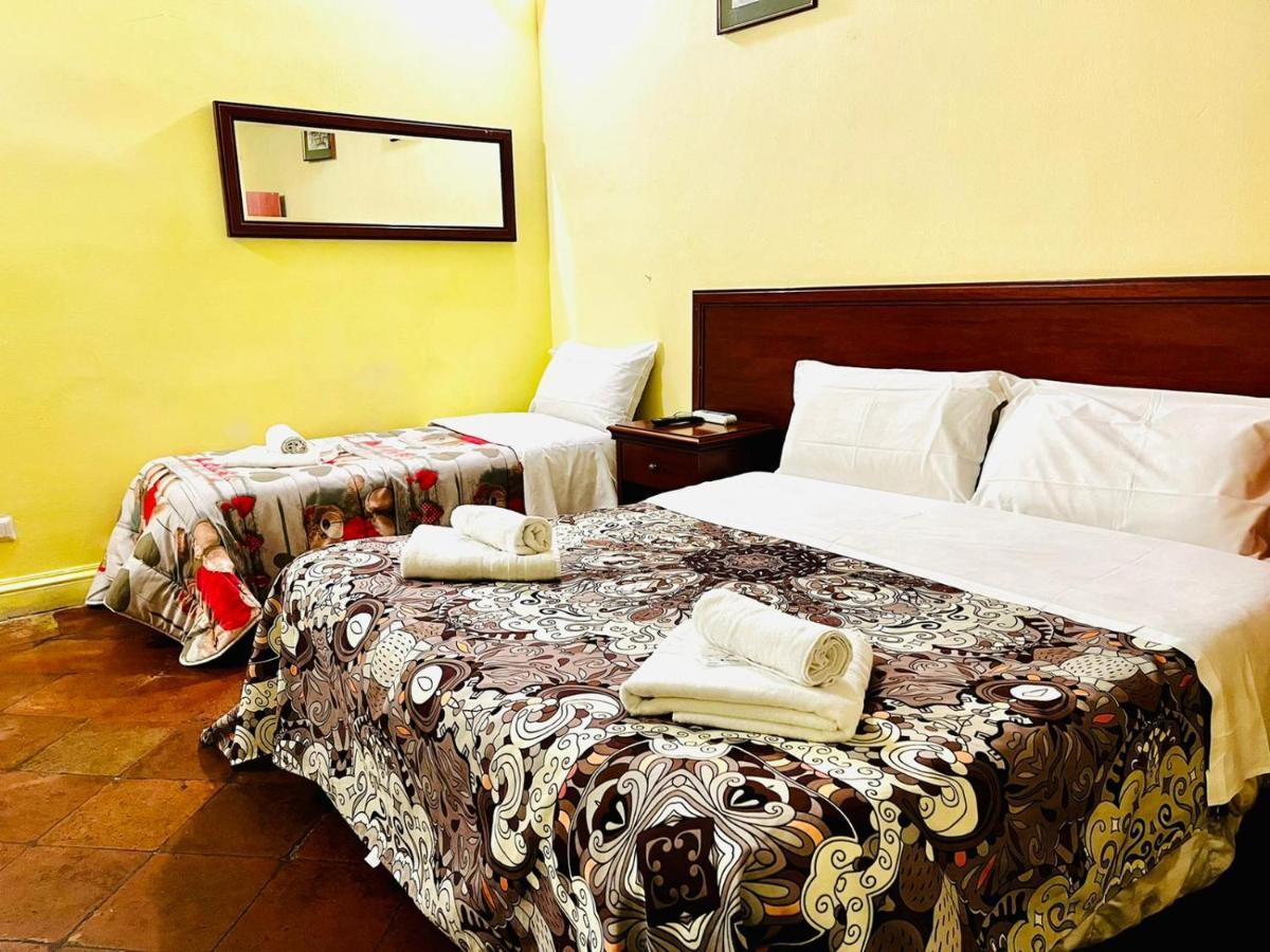 Holiday Rome Guesthouse ภายนอก รูปภาพ