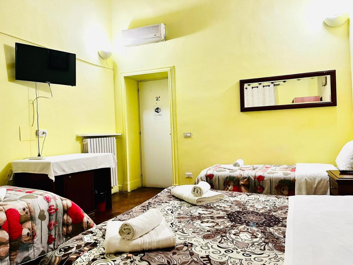 Holiday Rome Guesthouse ภายนอก รูปภาพ